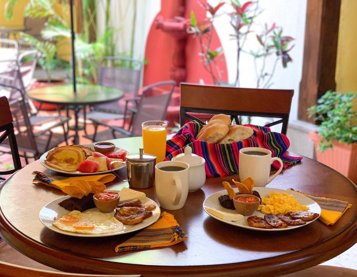 Hotel Posada San Miguel Антигуа-Гватемала Экстерьер фото