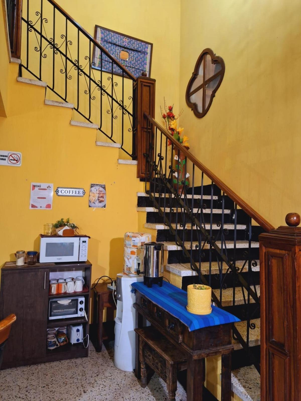 Hotel Posada San Miguel Антигуа-Гватемала Экстерьер фото
